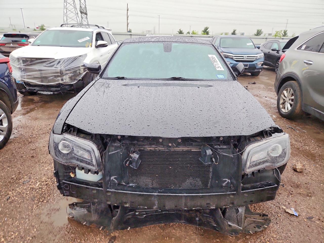 2019 CHRYSLER 300