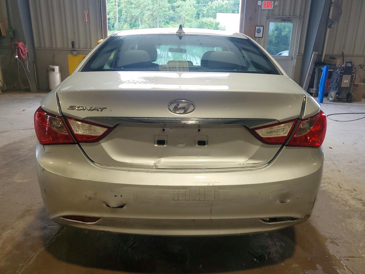 2011 HYUNDAI SONATA