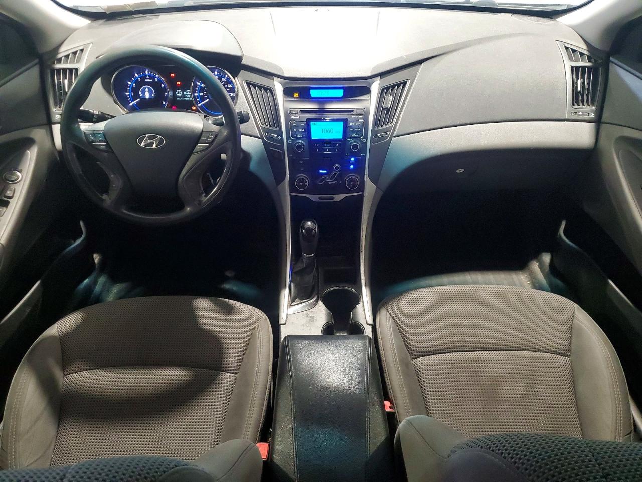 2011 HYUNDAI SONATA