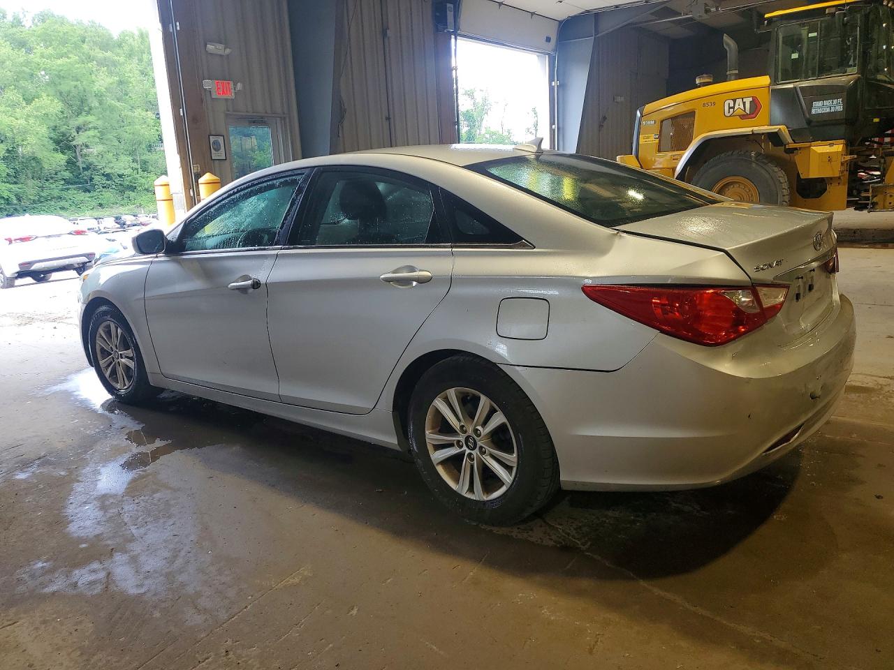 2011 HYUNDAI SONATA
