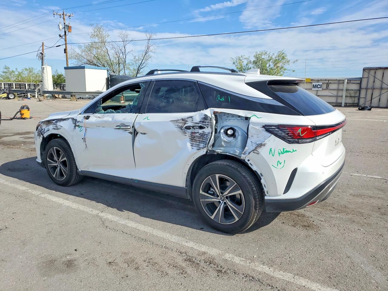2025 LEXUS
