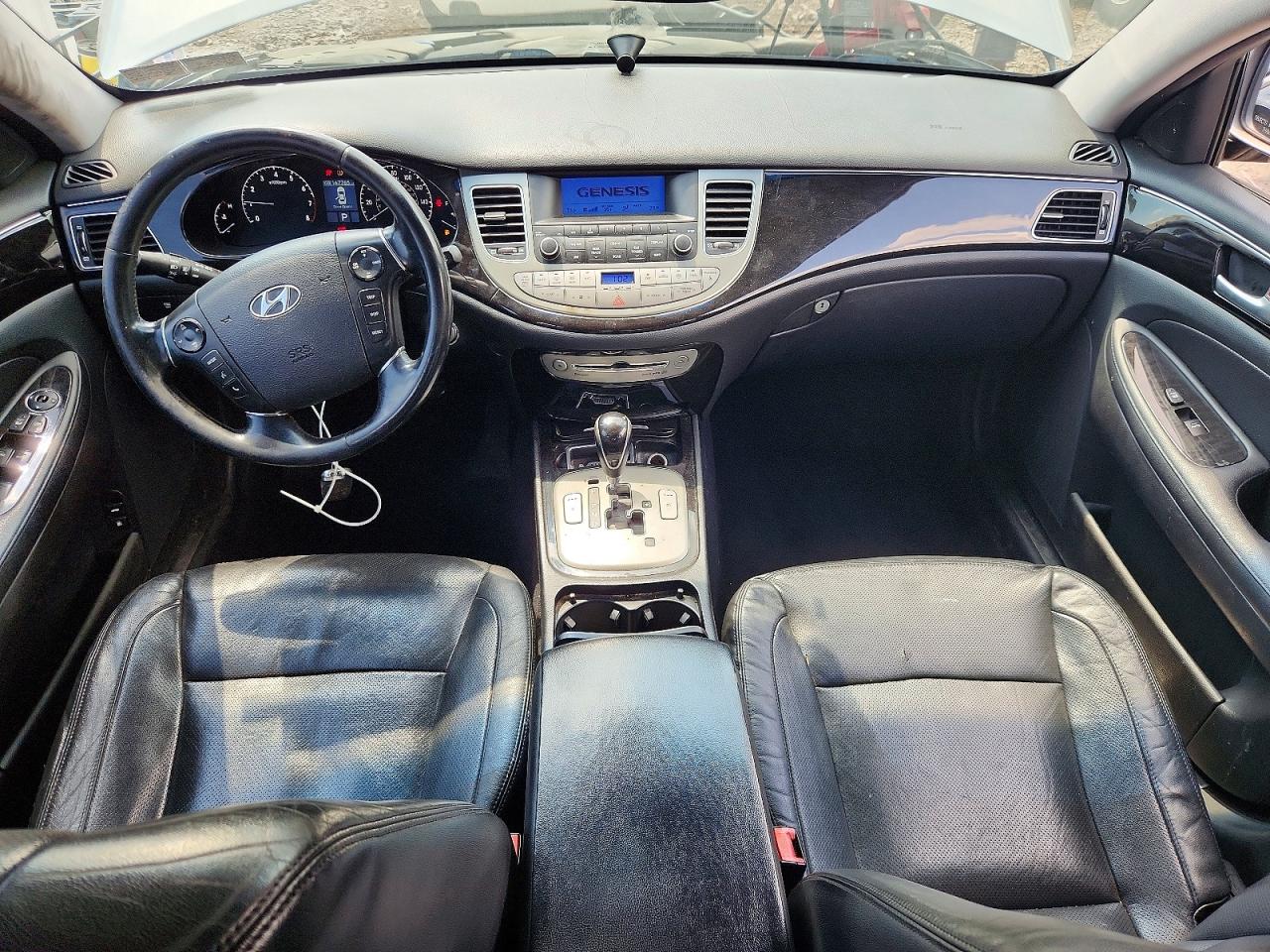 2012 HYUNDAI GENESIS