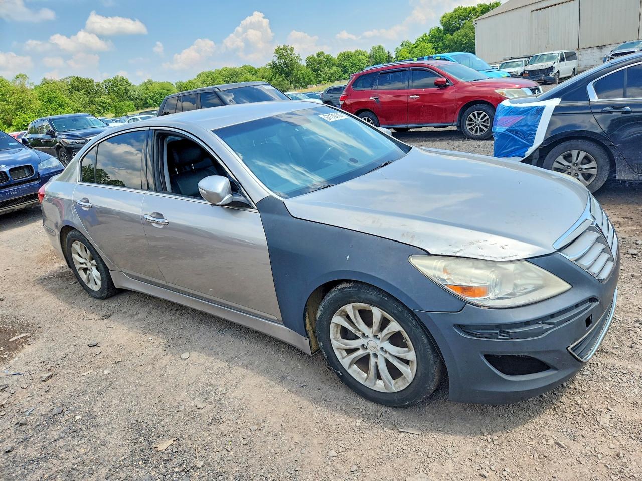 2012 HYUNDAI GENESIS