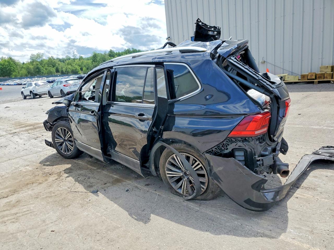 2018 VOLKSWAGEN TIGUAN