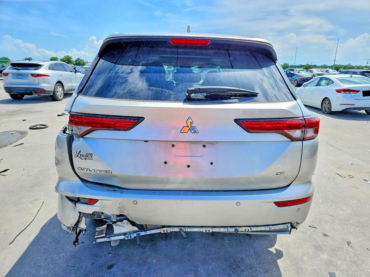 2022 MITSUBISHI OUTLANDER