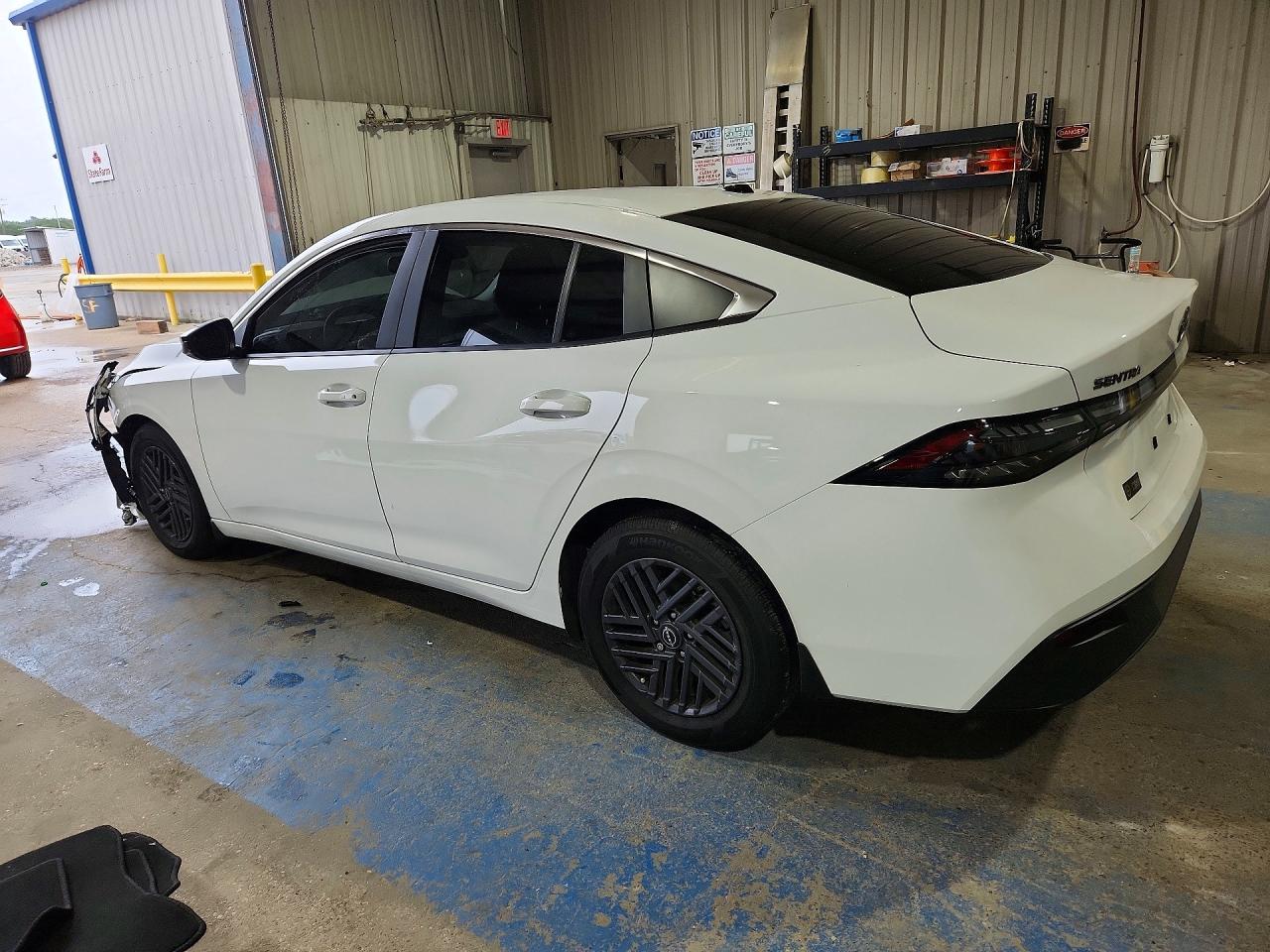 2026 NISSAN SENTRA