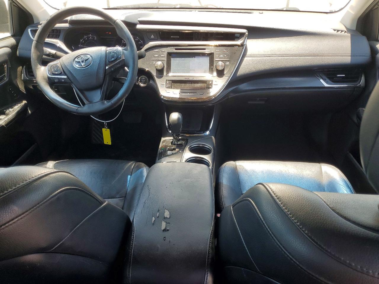 2018 TOYOTA AVALON