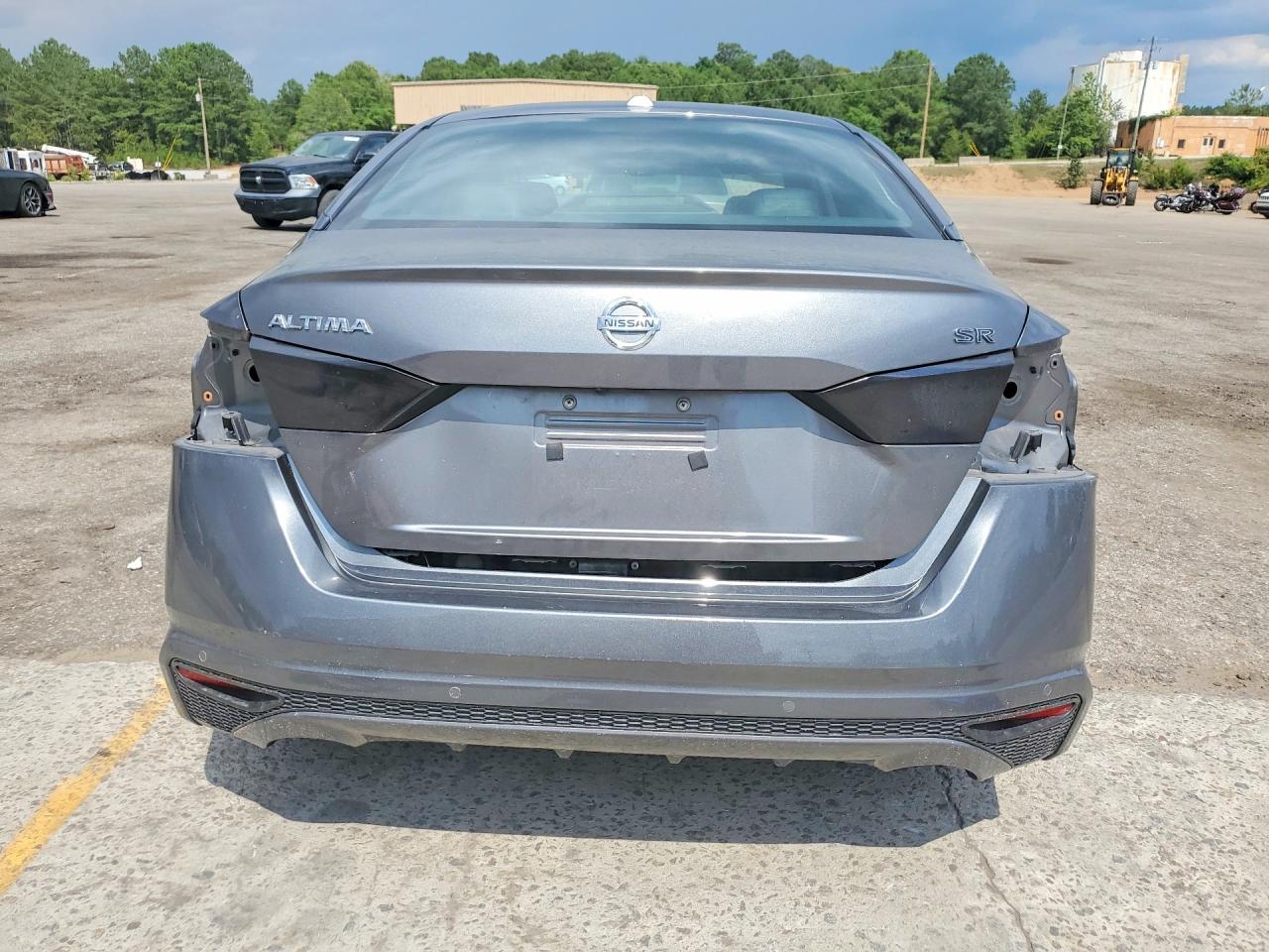 2022 NISSAN ALTIMA