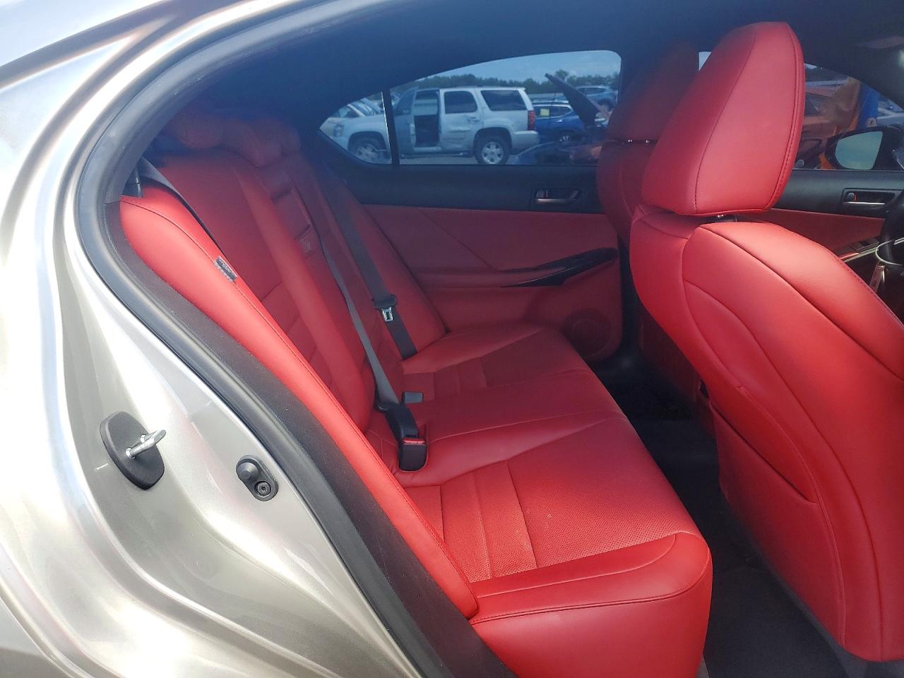 2023 LEXUS IS