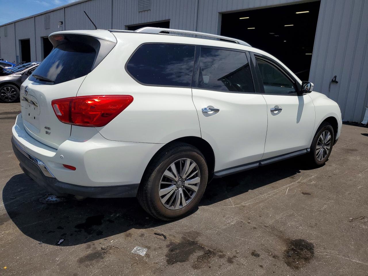 2018 NISSAN PATHFINDER
