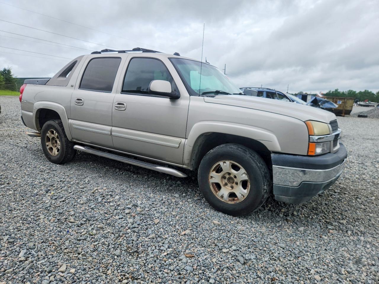 2005 CHEVROLET AVALANCHE