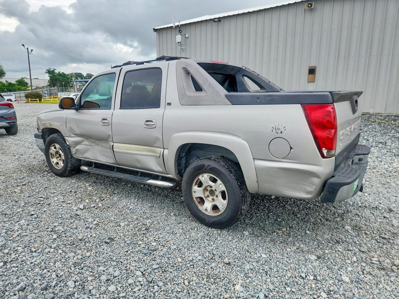 2005 CHEVROLET AVALANCHE