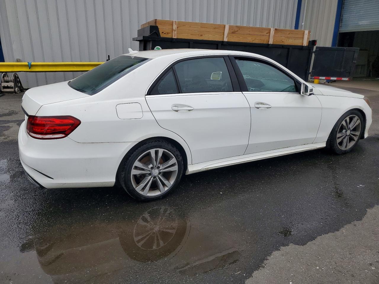 2014 MERCEDES-BENZ E-CLASS