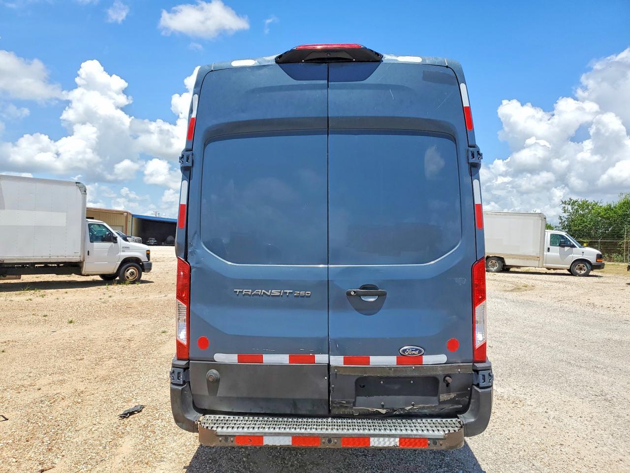 2019 FORD TRANSIT