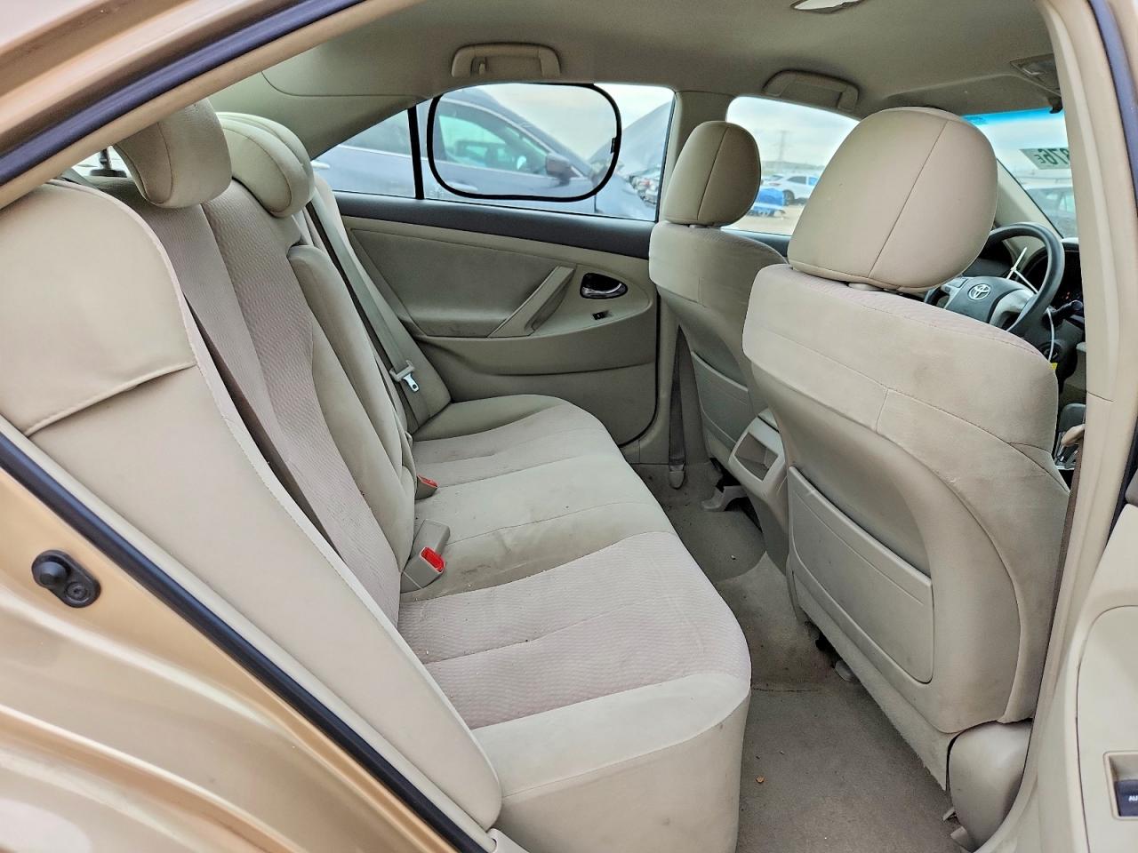2011 TOYOTA CAMRY