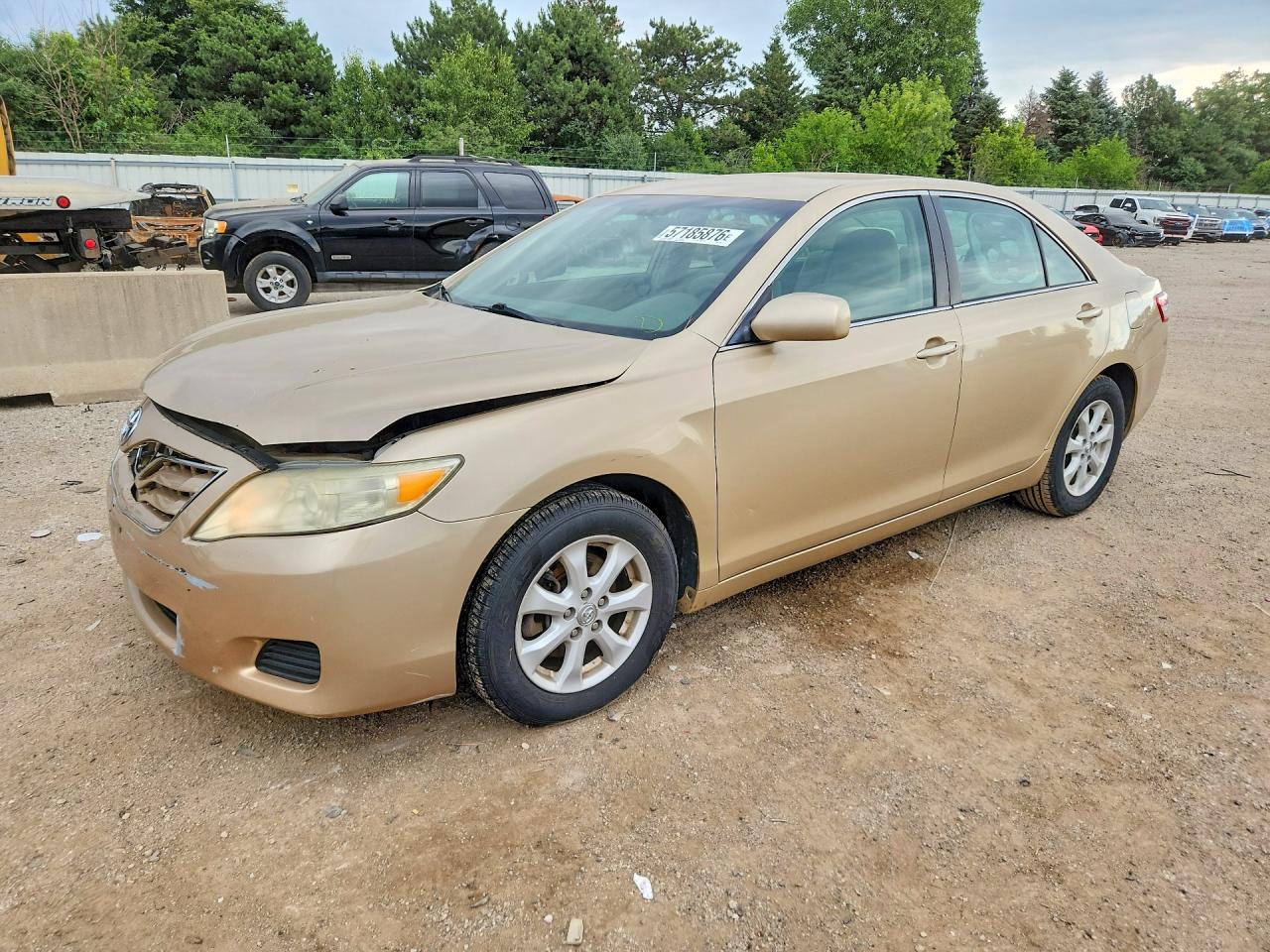 2011 TOYOTA CAMRY