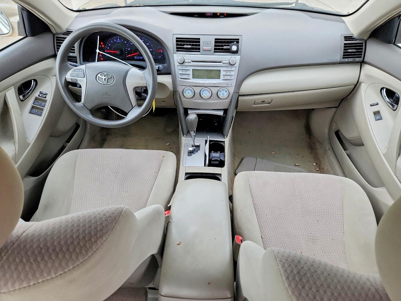 2011 TOYOTA CAMRY