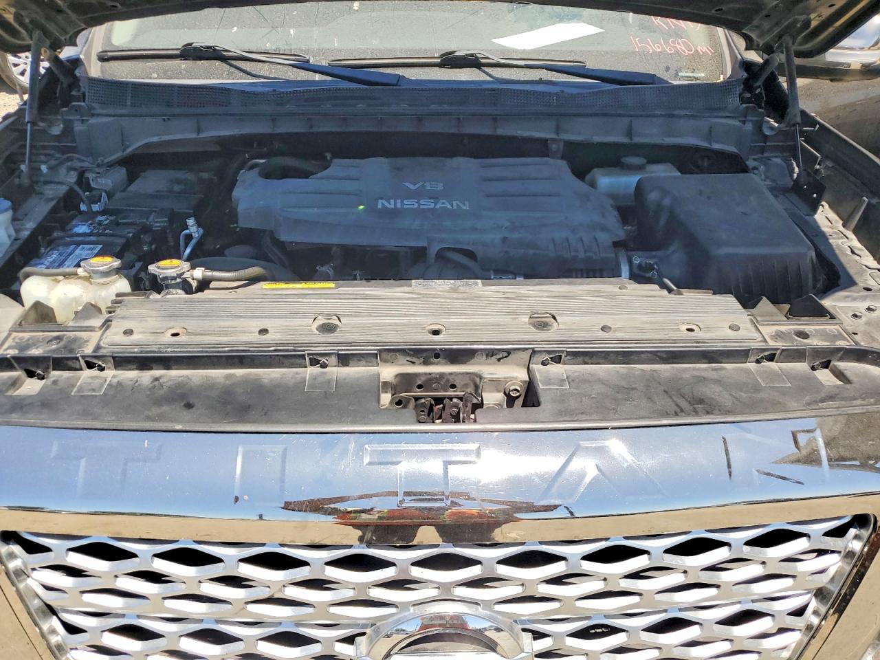 2017 NISSAN TITAN