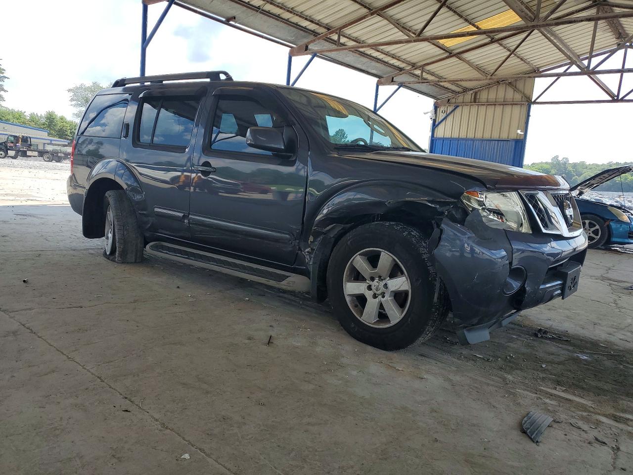 2011 NISSAN PATHFINDER