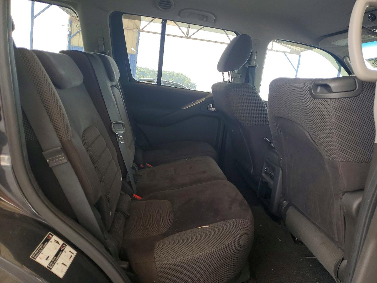 2011 NISSAN PATHFINDER
