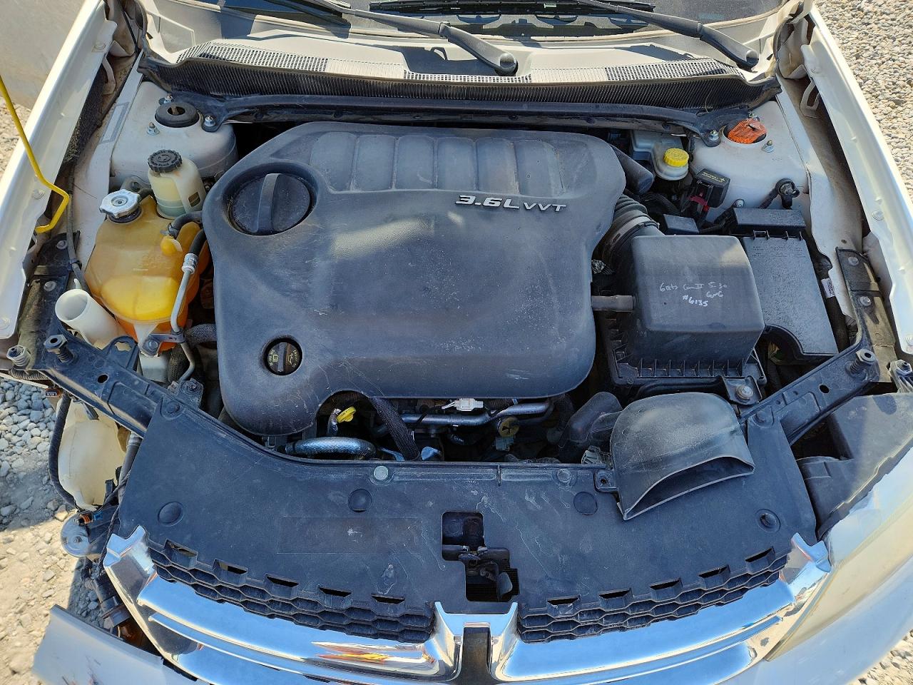 2011 DODGE AVENGER