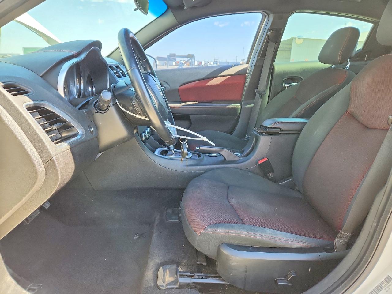 2011 DODGE AVENGER