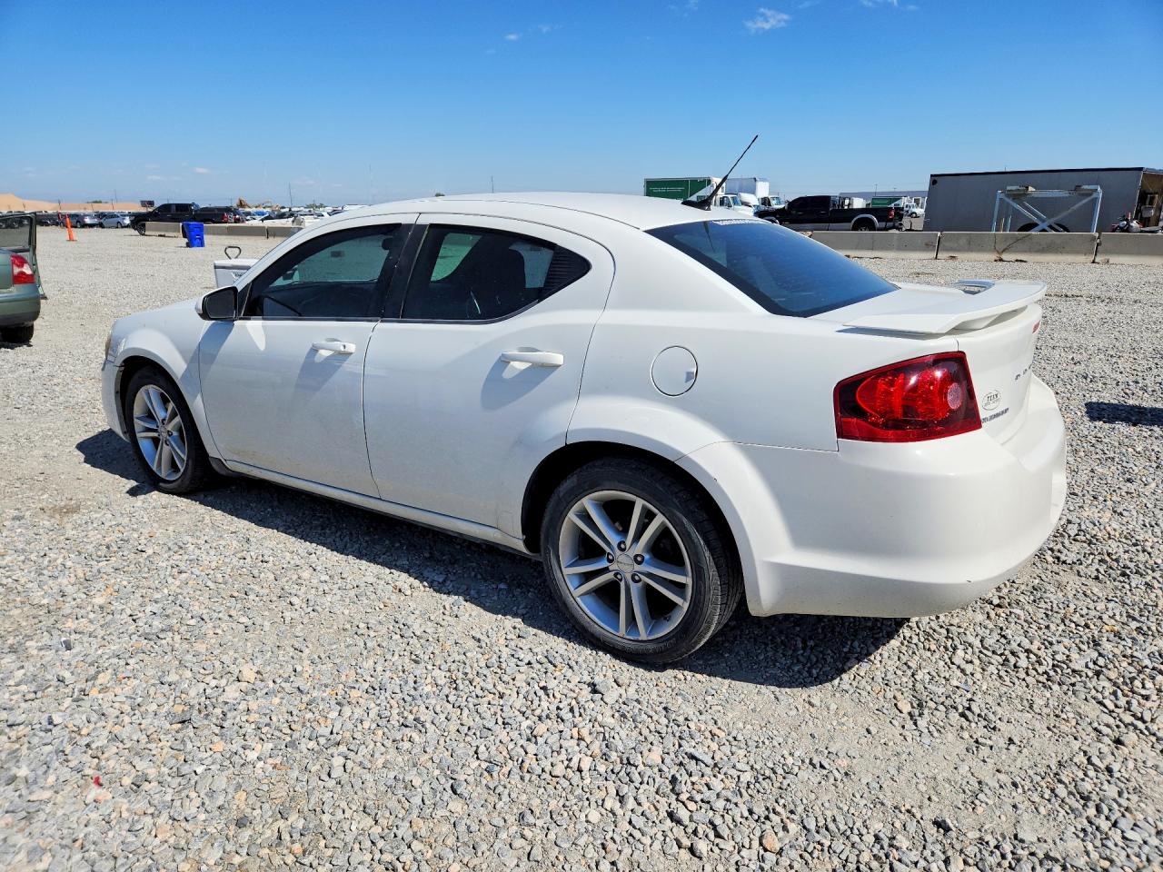 2011 DODGE AVENGER