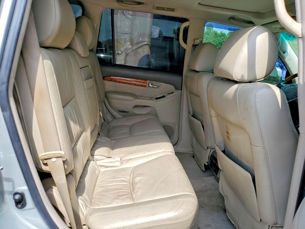 2004 LEXUS GX