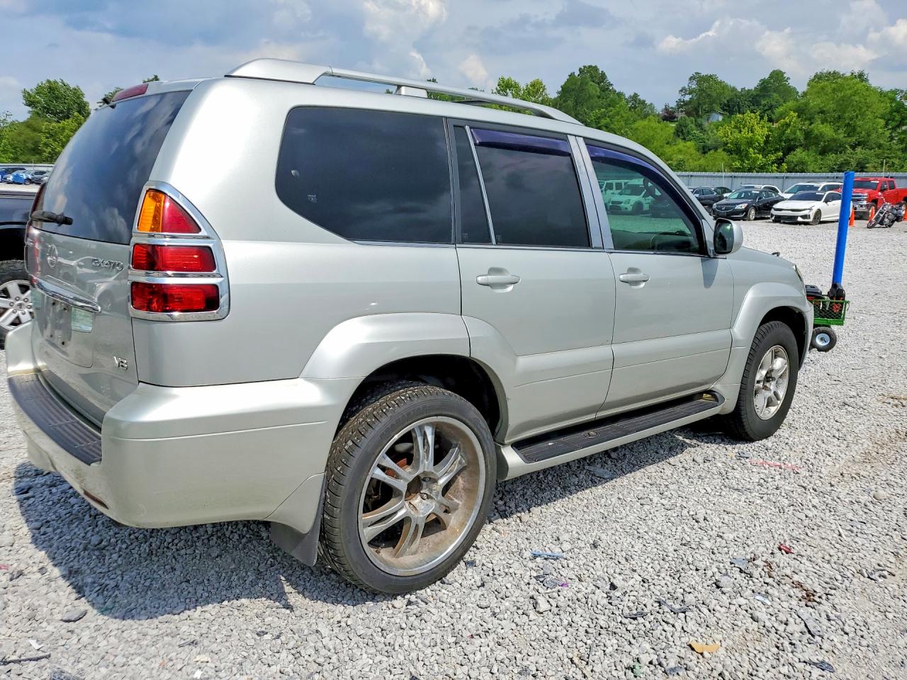 2004 LEXUS GX