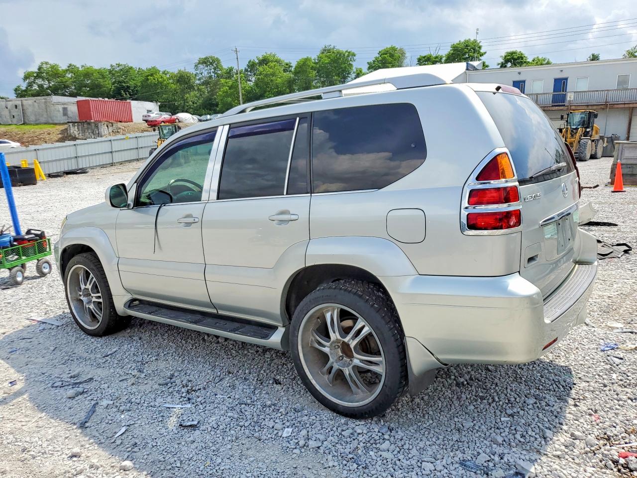 2004 LEXUS GX