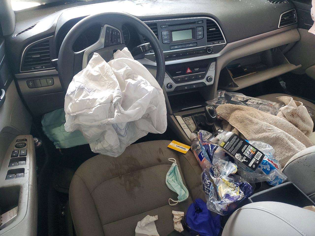 2017 HYUNDAI ELANTRA