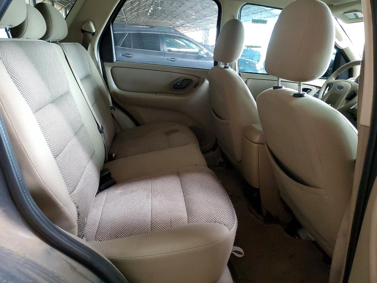 2005 FORD ESCAPE
