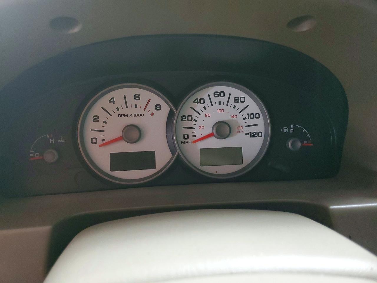 2005 FORD ESCAPE