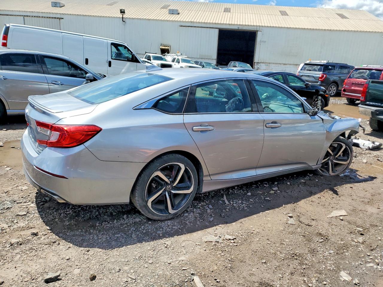 2019 HONDA ACCORD