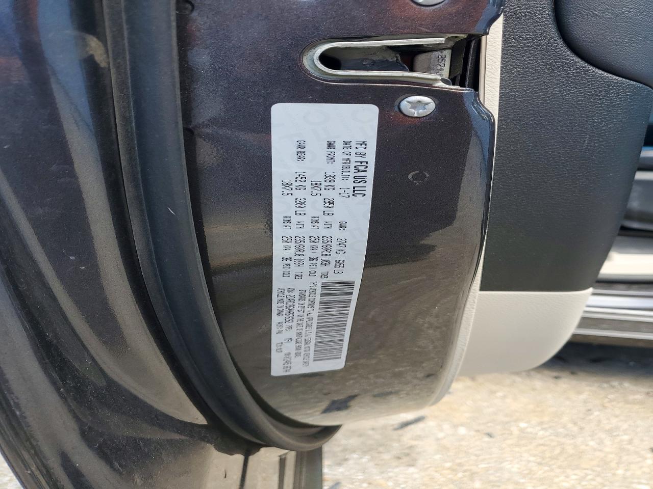 2017 CHRYSLER PACIFICA