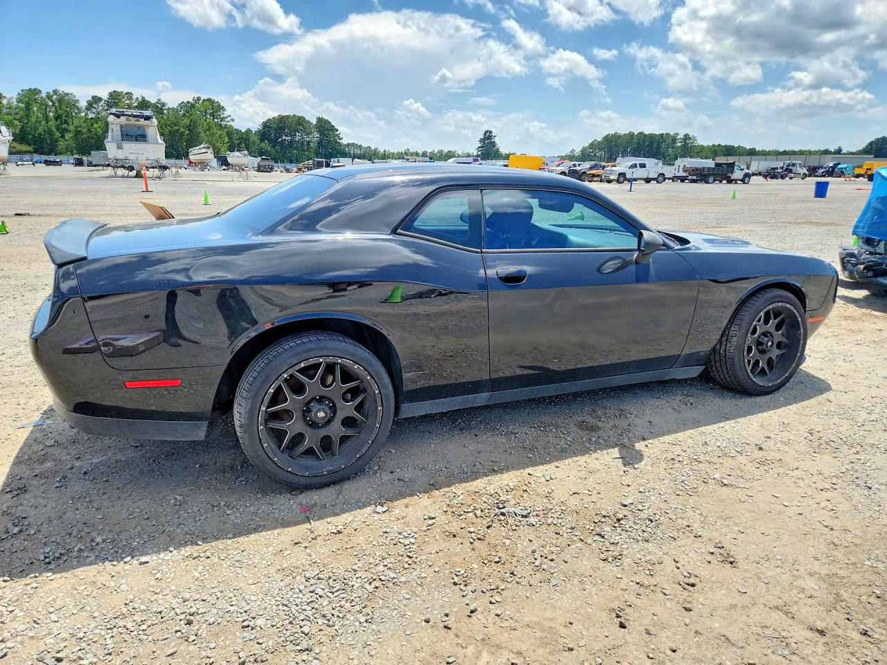 2017 DODGE CHALLENGER