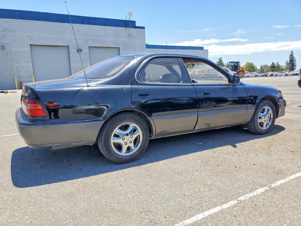 1996 LEXUS ES300