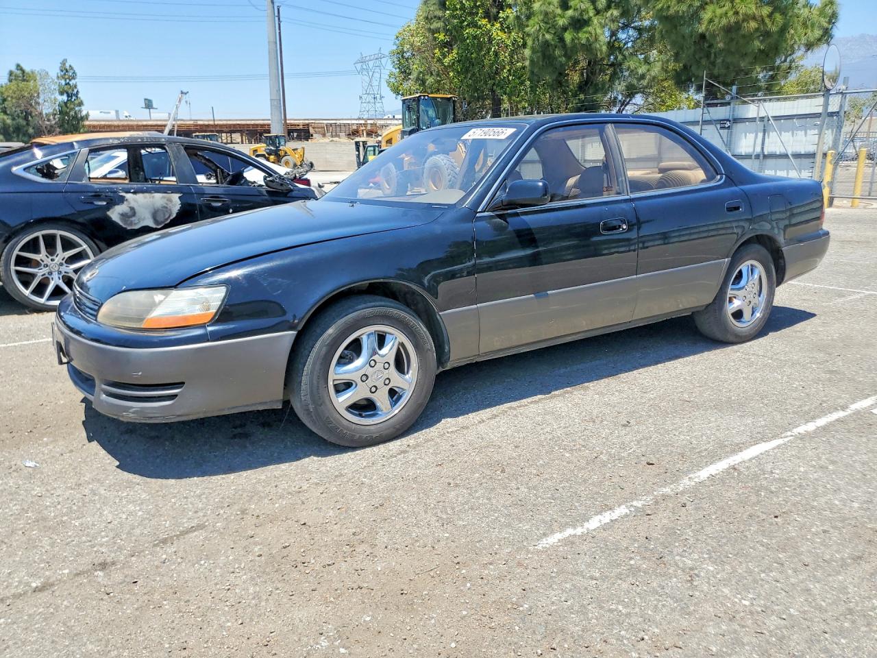 1996 LEXUS ES300
