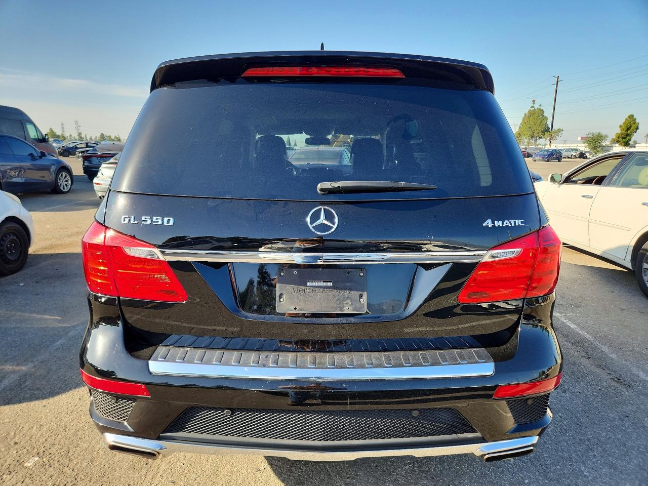 2015 MERCEDES-BENZ GL 550 4MA