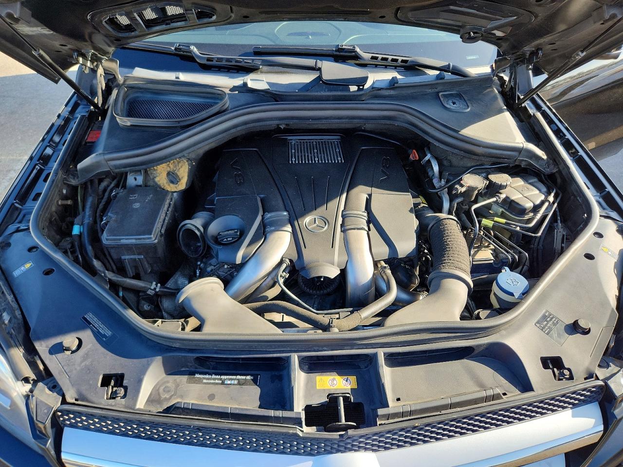 2015 MERCEDES-BENZ GL 550 4MA