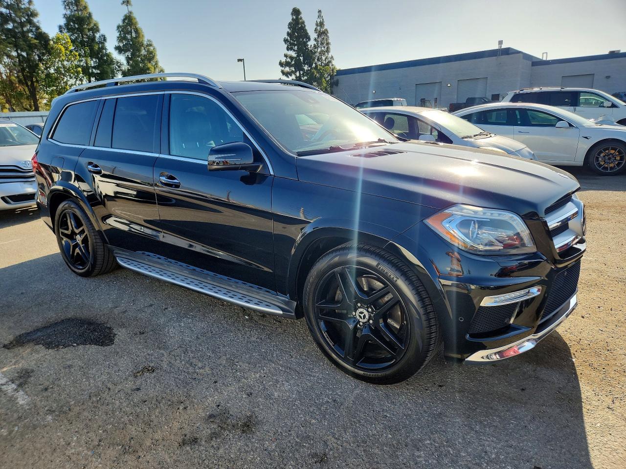 2015 MERCEDES-BENZ GL 550 4MA