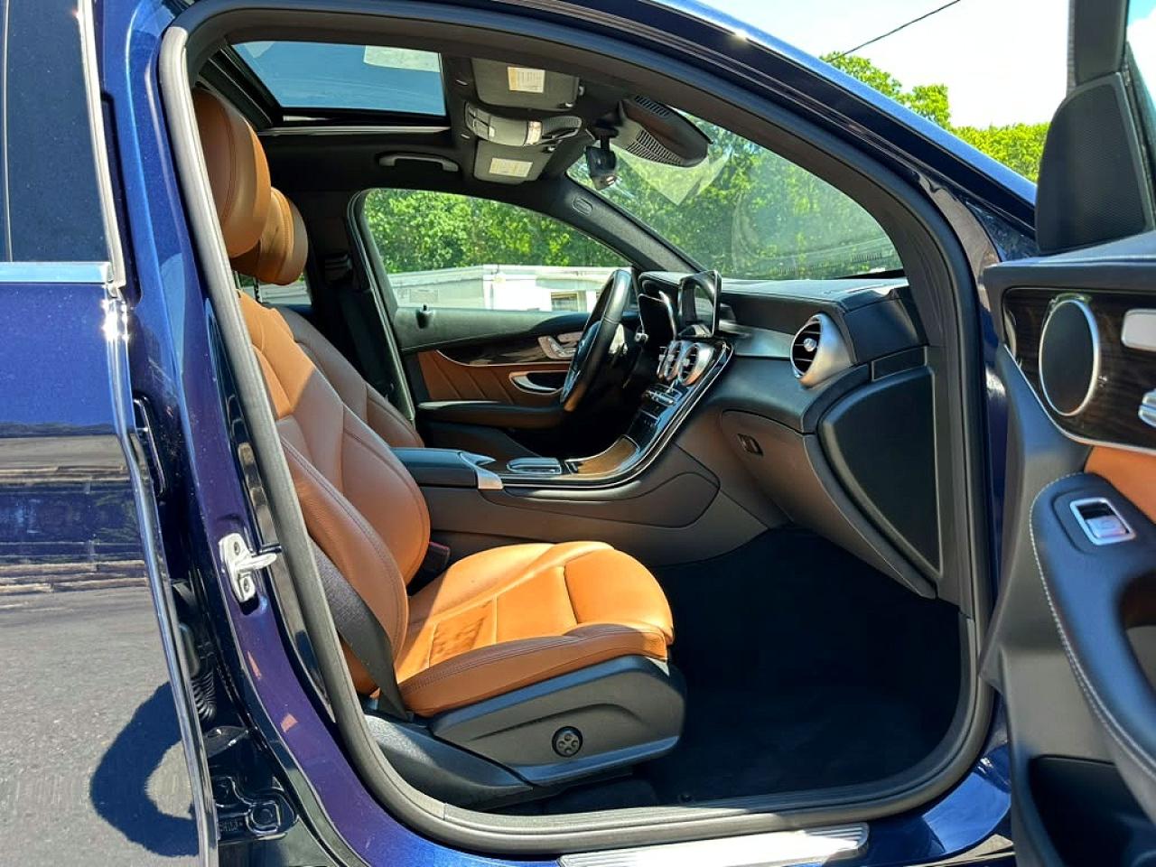 2022 MERCEDES-BENZ GLC-CLASS