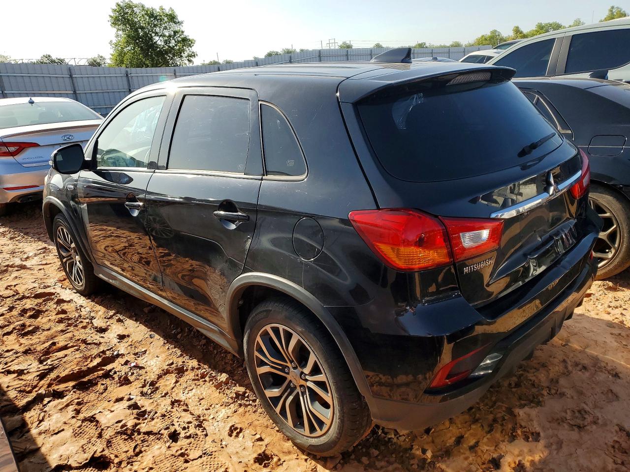 2019 MITSUBISHI OUTLANDER