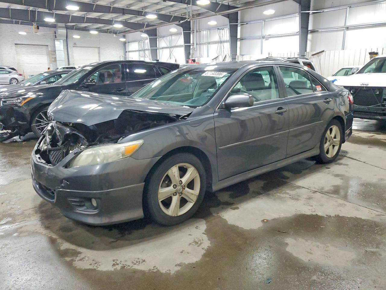 2011 TOYOTA CAMRY