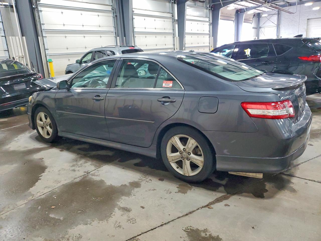 2011 TOYOTA CAMRY
