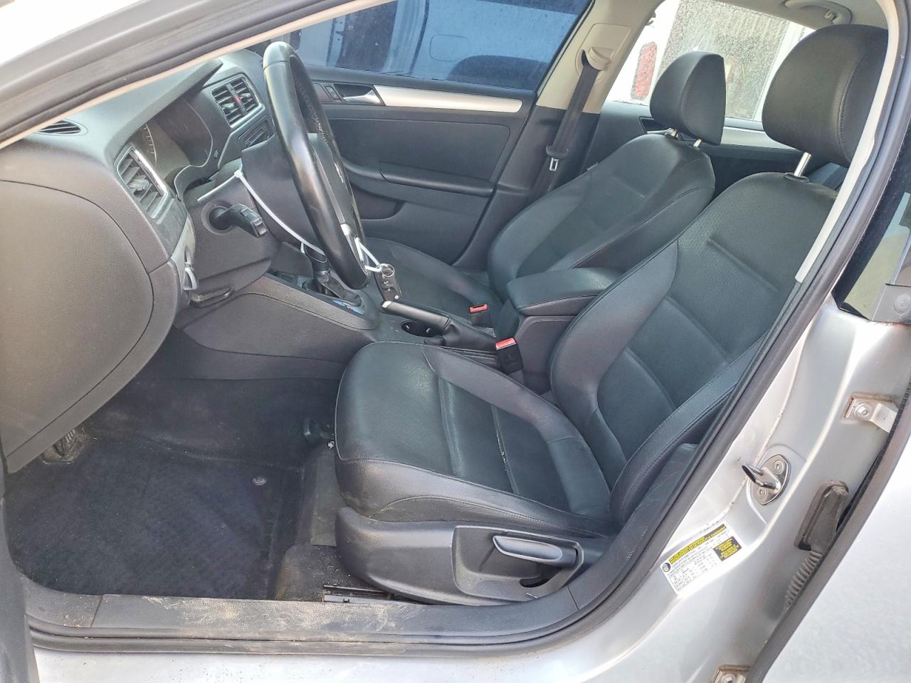 2012 VOLKSWAGEN JETTA