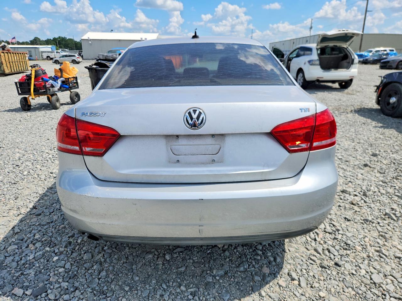 2014 VOLKSWAGEN PASSAT