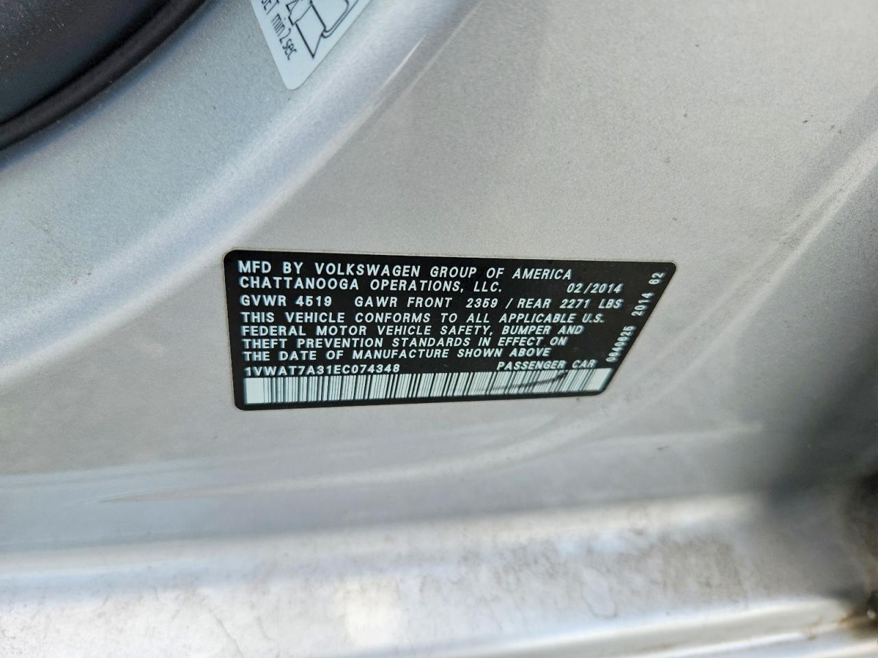 2014 VOLKSWAGEN PASSAT