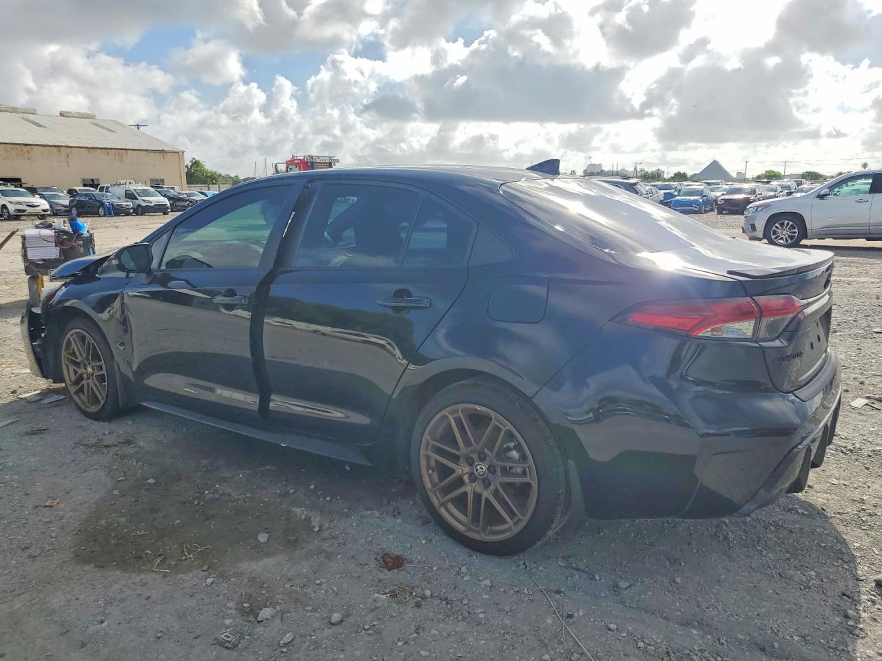 2024 TOYOTA COROLLA