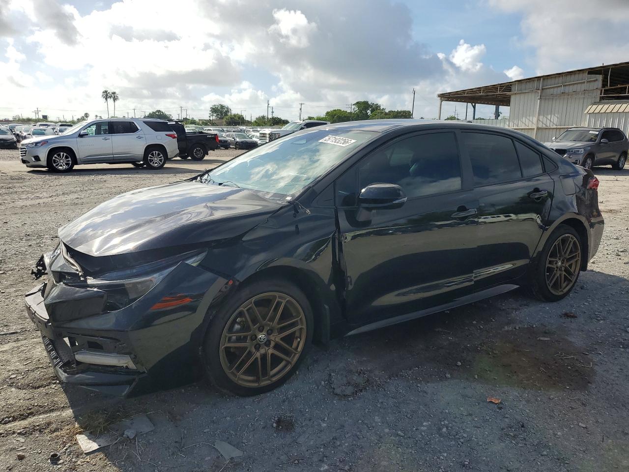 2024 TOYOTA COROLLA